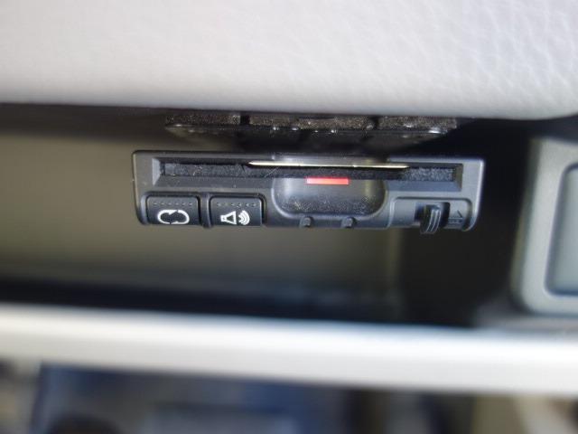 ���X�͒��Î����Ԕ̔��m�̎��i���擾�����X�^�b�t�������Ζ����Ă���܂��B�N���}�̎��Ȃ玄�����ɂ��C�����������B