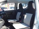 当店は中古自動車販売士の資格を取得したスタッフが複数勤務しております。クルマの事なら私たちにお任せください。