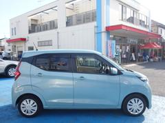 �ºݤ˼֤򸫤Ƥߤ�ȡ������Ȱ�ä��٤Ȥ������Ͼ��ʤ�����ޤ�����Ź�ʤ�ڼ�ư�֤��饳��ѥ��ȡ��ߥ˥Х󡢥���������������Ѱդ��Ƥ���ޤ��Τǡ��饤�ե�������ˤԤä���Σ���򸫤Ĥ��Ƥ��������� 5