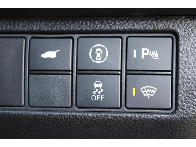 ヴェゼル ｅ：ＨＥＶＺ　ＥＴＣ２．０　ワイヤレス充電器　運転席助手席シートヒーター　ハンズフリーアクセスパワーテールゲート　１８インチアルミ　ナビゲーション　バックカメラ　前後ドラレコ　スマートキー　衝突回避支援ブレーキ機能（18枚目）