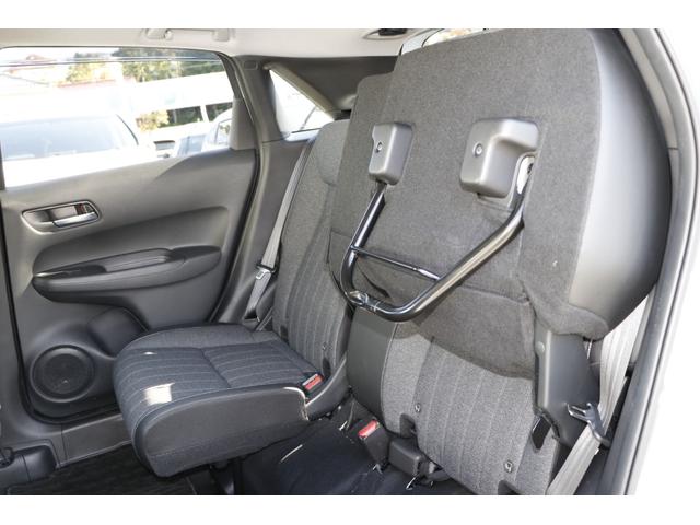フィット ホーム 当社元試乗車 ETC HondaSENSING LEDヘッドライト CONNECTナビ 前後ドラレコバックカメラ ドアバイザー スマートキー フロアカーペット 電子制御パーキング アダプティブクルコン(12枚目)