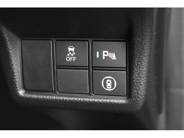 ＨｏｎｄａＳＥＮＳＩＮＧ！先進の安全運転支援システム。●衝突軽減ブレーキ（ＣＭＢＳ）車線維持支援システム（ＬＫＡＳ）