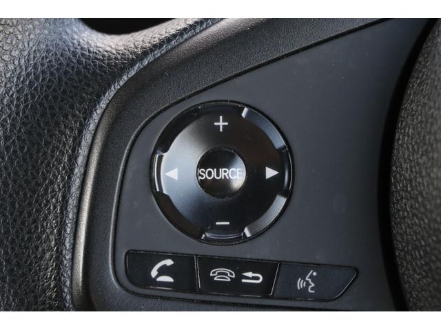 Ｎ－ＶＡＮ Ｌ　１オーナー　純正ナビ　ＥＴＣ　ルーフキャリア　Ｂカメラ　ＨｏｎｄａＳＥＮＳＩＮＧ　横滑防止装置　ＣＭＢＳ　フルフラット　セキュリティ　前席ＰＷ　ＡＢＳ　アイドリングＳＴＯＰ　キーレスリモコン　パワステ（17枚目）