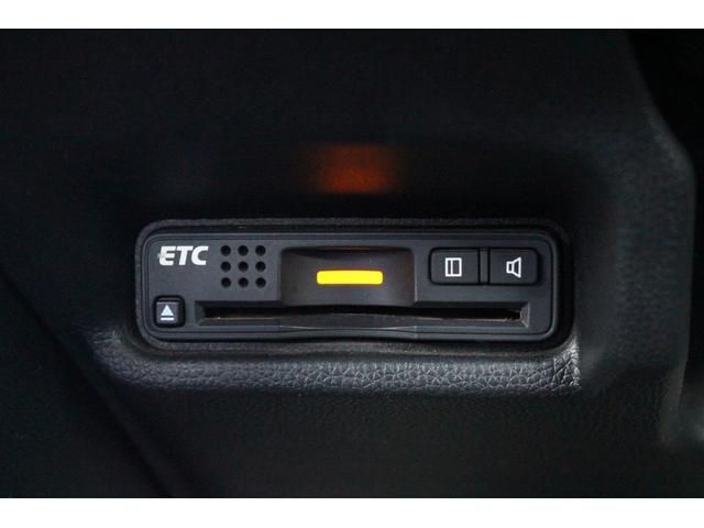 フィットハイブリッド Ｓパッケージ　１オーナー　純正ナビ　Ｂカメラ　ＲＳ大型リヤスポイラー　フォグライト　あんしんパッケージ　禁煙　点検記録簿　サイドエアバック　ワンセグテレビ　リアカメラ　ＵＳＢ　ＶＳＡ　クルコン　イモビライザー（15枚目）