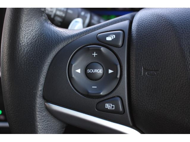 フィットハイブリッド Ｓパッケージ　１オーナー　純正ナビ　Ｂカメラ　ＲＳ大型リヤスポイラー　フォグライト　あんしんパッケージ　禁煙　点検記録簿　サイドエアバック　ワンセグテレビ　リアカメラ　ＵＳＢ　ＶＳＡ　クルコン　イモビライザー（18枚目）