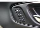 ｅ：ＨＥＶＺ　禁煙　クルーズコントロール　ＬＥＤヘッドランプ　サイドエアバック　レザーシート　４ＷＤ　横滑り防止　ナビＴＶ　ドライブレコーダー　スマートキー　１オーナー　シートヒーター　ＥＴＣ（19枚目）