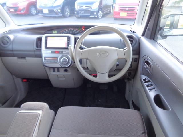 タント Ｘリミテッド　スマートキー　メモリーナビＴＶ　ＣＤ　ＡＵＸ入力　バックカメラ　ＥＴＣ２．０　アイドリングＳＴＯＰ　左パワスラ　Ｗエアバッグ　ＡＢＳ　電動格納ミラー　ＰＶガラス　ベンチシート（4枚目）