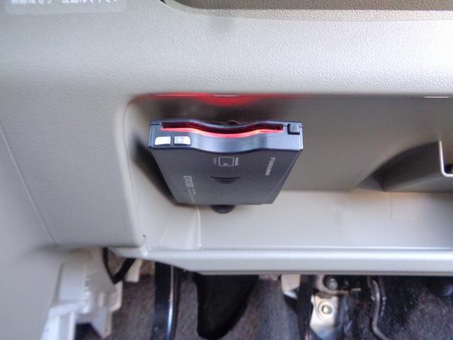 タント Ｘリミテッド　スマートキー　メモリーナビＴＶ　ＣＤ　ＡＵＸ入力　バックカメラ　ＥＴＣ２．０　アイドリングＳＴＯＰ　左パワスラ　Ｗエアバッグ　ＡＢＳ　電動格納ミラー　ＰＶガラス　ベンチシート（7枚目）
