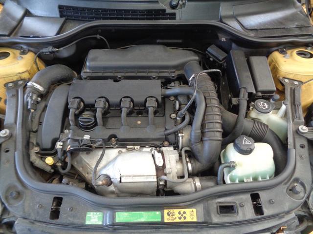 ＭＩＮＩ クーパーＳ　正規ディーラー車　キーレス　ＨＤＤナビ　ＤＶＤ再生　ＥＴＣ　ＨＩＤライト　オートＡＣ　Ｗエアバッグ　ＡＢＳ　電動格納ミラー　記録簿　取説（14枚目）