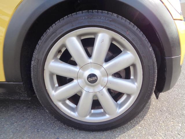 ＭＩＮＩ クーパーＳ　正規ディーラー車　キーレス　ＨＤＤナビ　ＤＶＤ再生　ＥＴＣ　ＨＩＤライト　オートＡＣ　Ｗエアバッグ　ＡＢＳ　電動格納ミラー　記録簿　取説（15枚目）