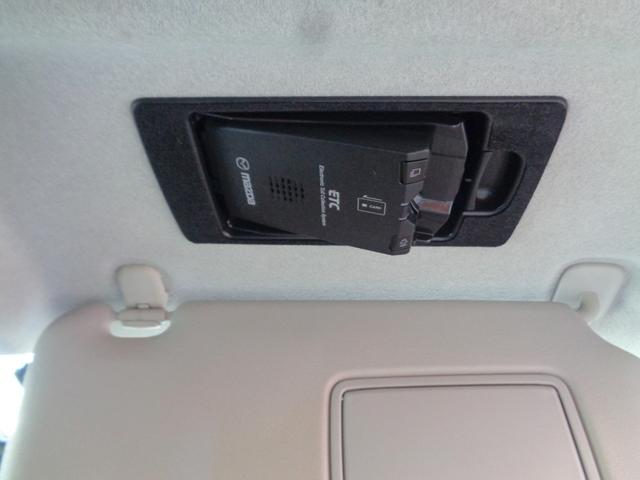 プレマシー ２０ＣＳ　スマートキー　メモリーナビＴＶ　ＤＶＤ再生　Ｂｌｕｅｔｏｏｔｈ　Ｂカメラ　ＥＴＣ　ＨＩＤライト　左パワスラ　オートＡＣ　Ｗエアバッグ　ＡＢＳ　電動格納ミラー　ＰＶガラス　純正エアロ　１６ｉｎｃアルミ（7枚目）