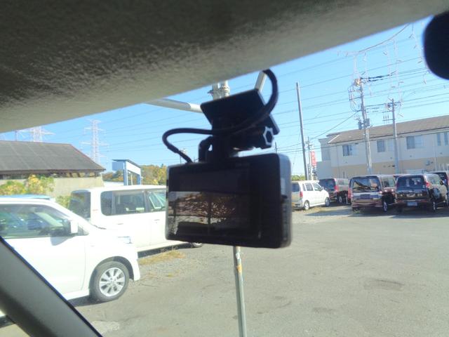 ルークス ハイウェイスター　スマキー　ＨＤＤナビＴＶ　ＤＶＤ再生　ＥＴＣ　ドラレコ前後カメラ　ＨＩＤライト　左パワスラ　オートＡＣ　Ｗエアバッグ　ＡＢＳ　電格ミラー　ベンチシート　純正エアロ　１４ｉｎｃアルミ　記録簿　取説（10枚目）