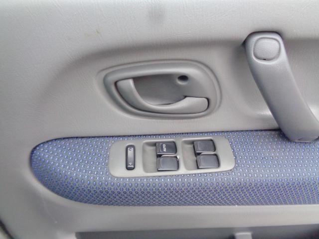 ワゴンＲ ＲＲ－Ｆ　キーレス　社外ＣＤ　ＥＴＣ　電動格納ミラー　ＰＶガラス　純正エアロ　１３ｉｎｃアルミ（9枚目）