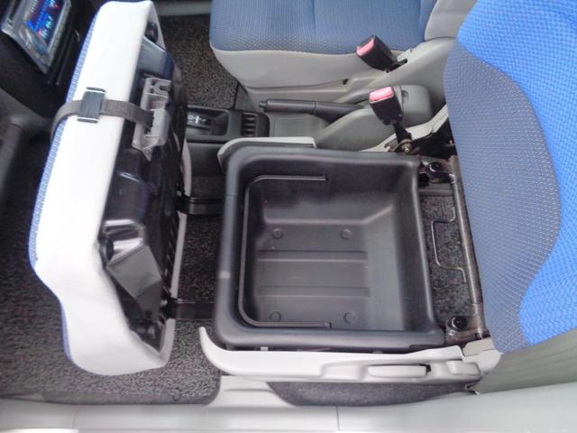 ワゴンＲ ＲＲ－Ｆ　キーレス　社外ＣＤ　ＥＴＣ　電動格納ミラー　ＰＶガラス　純正エアロ　１３ｉｎｃアルミ（12枚目）