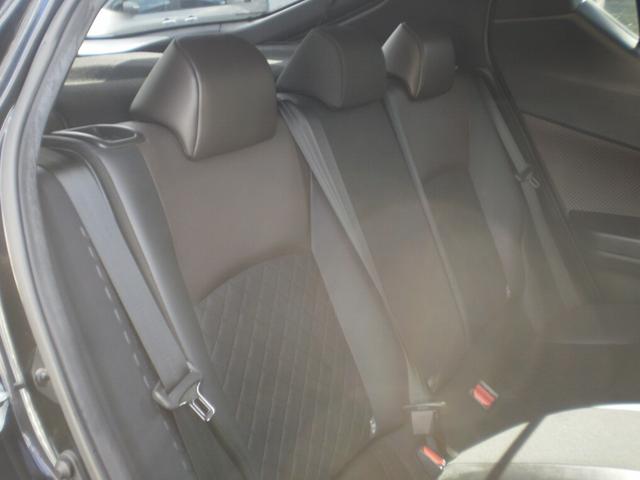 Ｃ－ＨＲ Ｇ　純正ナビＴＶ／バックカメラ／Ｂｌｕｅｔｏｏｔｈ／クルーズコントロール／ＬＥＤヘッドライト／ＥＴＣ／ハーフレザーシート／Ｔｏｙｏｔａ　Ｓａｆｅｔｙ　Ｓｅｎｓｅ　Ｐ（11枚目）