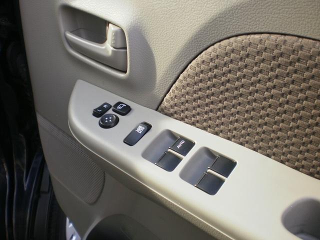 ４席パワーウィンドウ付きスイッチ周りもきれい