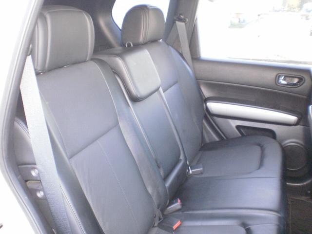 エクストレイル ２０Ｘ　サンドベージュ全塗装済み／フルタイム４ＷＤ／純正ナビフルセグＴＶ／ＤＶＤ再生／Ｂｌｕｅｔｏｏｔｈ付き／シートヒーター／ＨＩＤ／ＥＴＣ／スマートキー（12枚目）