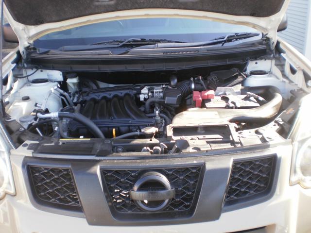 エクストレイル ２０Ｘ　サンドベージュ全塗装済み／フルタイム４ＷＤ／純正ナビフルセグＴＶ／ＤＶＤ再生／Ｂｌｕｅｔｏｏｔｈ付き／シートヒーター／ＨＩＤ／ＥＴＣ／スマートキー（22枚目）