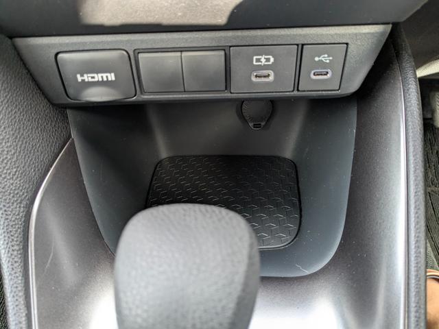 ヤリス Ｇ　ナビ　バックカメラ　　横滑り防止装置　オートマチックハイビーム　ワンオーナー（14枚目）