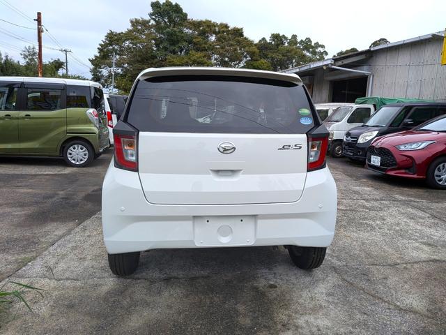 ミライース B SAIII LEDヘッドライト アイドリングストップ 横滑り防止装置 衝突被害軽減ブレーキ オートマチックハイビーム CD再生(8枚目)