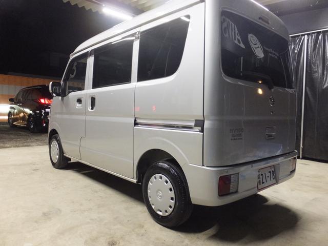 NV100クリッパーバン GX 霊柩車 寝台車 黒ナンバー 2名乗車 棺台付き 事業ナンバー登録 8ナンバー登録 軽霊柩 軽寝台 新品レール フイルム施工 軽霊柩車 軽寝台車 軽寝台 衝突軽減装置 軽搬送車(45枚目)