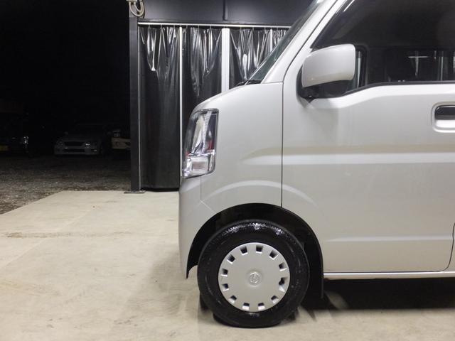 NV100クリッパーバン GX 霊柩車 寝台車 黒ナンバー 2名乗車 棺台付き 事業ナンバー登録 8ナンバー登録 軽霊柩 軽寝台 新品レール フイルム施工 軽霊柩車 軽寝台車 軽寝台 衝突軽減装置 軽搬送車(47枚目)