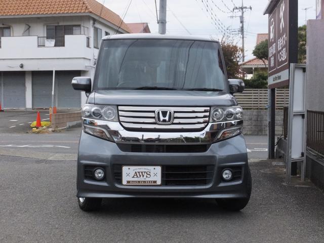 Ｎ－ＢＯＸカスタム Ｇ・Ｌパッケージ　スマートキー　スペアキー　プッシュスタート　禁煙車　左パワースライドドア　ＨＩＤ　カスタム　サイドバイザー　純正アルミ（3枚目）