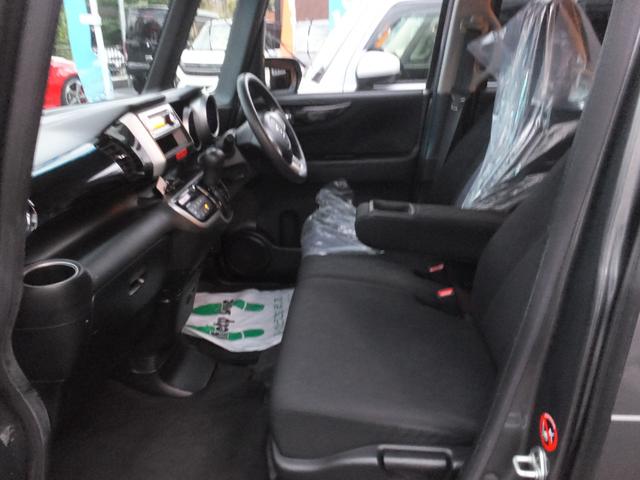 Ｎ－ＢＯＸカスタム Ｇ・Ｌパッケージ　スマートキー　スペアキー　プッシュスタート　禁煙車　左パワースライドドア　ＨＩＤ　カスタム　サイドバイザー　純正アルミ（5枚目）