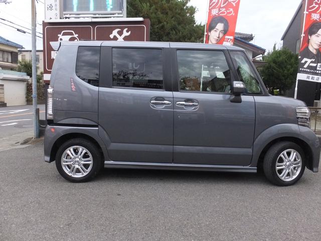 Ｎ－ＢＯＸカスタム Ｇ・Ｌパッケージ　スマートキー　スペアキー　プッシュスタート　禁煙車　左パワースライドドア　ＨＩＤ　カスタム　サイドバイザー　純正アルミ（12枚目）