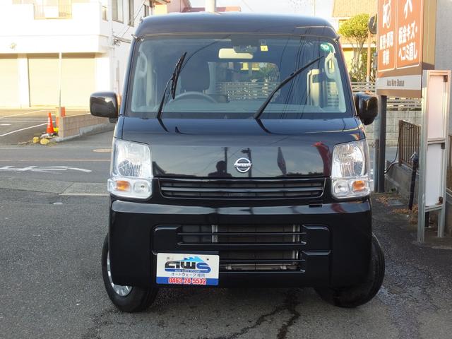 ＮＶ１００クリッパーバン ＧＸ　霊柩車　寝台車　黒ナンバー　２名乗車　棺台付き　事業ナンバー登録　８ナンバー登録　軽霊柩　軽寝台　新品レール　フイルム施工　オーダーあり　軽霊柩車　軽寝台車　軽寝台　衝突軽減装置　軽搬送車（7枚目）