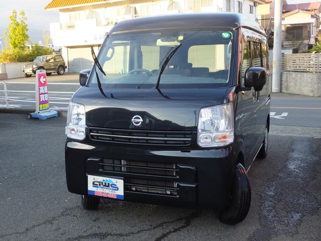 ＮＶ１００クリッパーバン ＧＸ　霊柩車　寝台車　黒ナンバー　２名乗車　棺台付き　事業ナンバー登録　８ナンバー登録　軽霊柩　軽寝台　新品レール　フイルム施工　オーダーあり　軽霊柩車　軽寝台車　軽寝台　衝突軽減装置　軽搬送車（8枚目）
