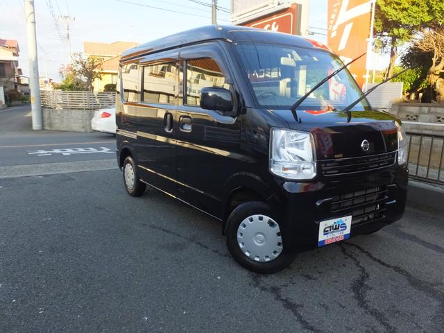 ＮＶ１００クリッパーバン ＧＸ　霊柩車　寝台車　黒ナンバー　２名乗車　棺台付き　事業ナンバー登録　８ナンバー登録　軽霊柩　軽寝台　新品レール　フイルム施工　オーダーあり　軽霊柩車　軽寝台車　軽寝台　衝突軽減装置　軽搬送車（10枚目）