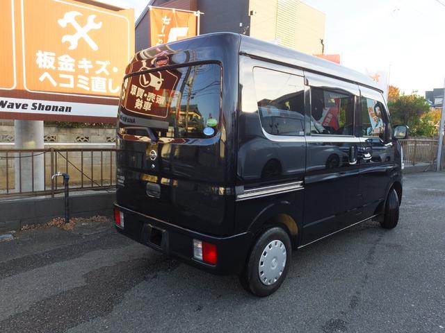 ＮＶ１００クリッパーバン ＧＸ　霊柩車　寝台車　黒ナンバー　２名乗車　棺台付き　事業ナンバー登録　８ナンバー登録　軽霊柩　軽寝台　新品レール　フイルム施工　オーダーあり　軽霊柩車　軽寝台車　軽寝台　衝突軽減装置　軽搬送車（12枚目）