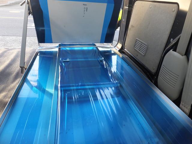 ＮＶ１００クリッパーバン ＧＸ　霊柩車　寝台車　黒ナンバー　２名乗車　棺台付き　事業ナンバー登録　８ナンバー登録　軽霊柩　軽寝台　新品レール　フイルム施工　オーダーあり　軽霊柩車　軽寝台車　軽寝台　衝突軽減装置　軽搬送車（34枚目）