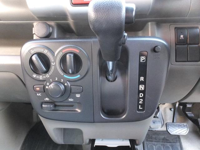 ＮＶ１００クリッパーバン ＧＸ　霊柩車　寝台車　黒ナンバー　２名乗車　棺台付き　事業ナンバー登録　８ナンバー登録　軽霊柩　軽寝台　新品レール　フイルム施工　オーダーあり　軽霊柩車　軽寝台車　軽寝台　衝突軽減装置　軽搬送車（49枚目）