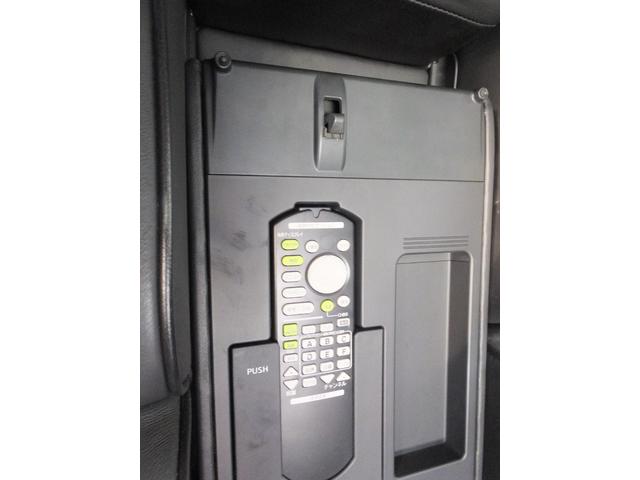 プレジデント ソブリン　車高調　ローダウン　社外アルミ　キセノンライト　レザーシート　後席モニター　クルーズコントロール　キーレス　サイドバイザー　純正ナビ　バックカメラ　ビルトインＥＴＣ（24枚目）