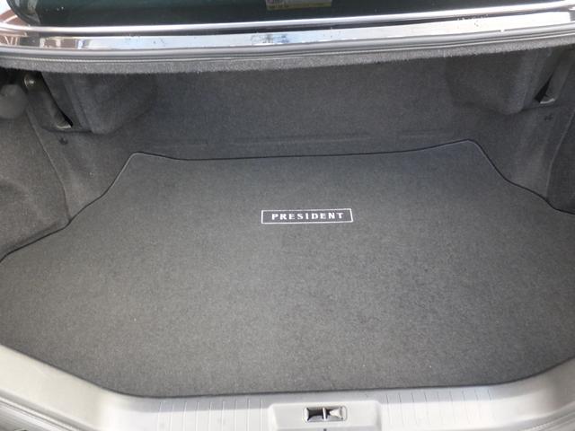 プレジデント ソブリン　車高調　ローダウン　社外アルミ　キセノンライト　レザーシート　後席モニター　クルーズコントロール　キーレス　サイドバイザー　純正ナビ　バックカメラ　ビルトインＥＴＣ（30枚目）