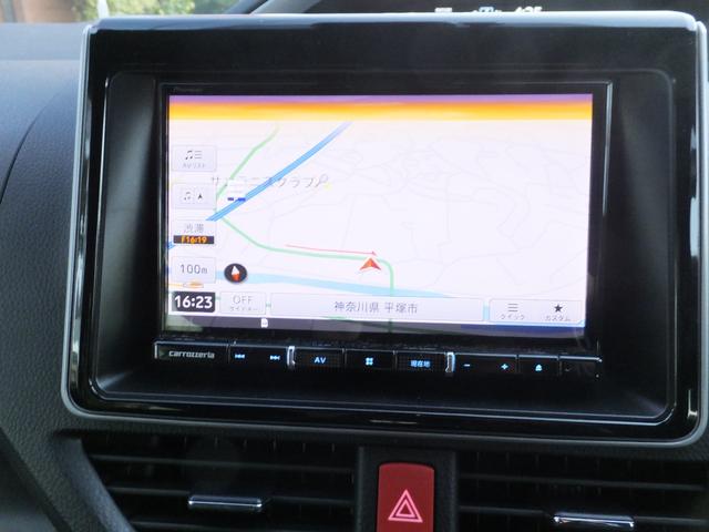 ヴォクシー ハイブリッドZS 煌III 8インチナビ バックカメラ フルセグTV LEDヘッドライト スマートキー プッシュスタート トヨタセーフティセンス 両側パワースライドドア ETC ハーフレザーシート シートヒーター クルコン(3枚目)