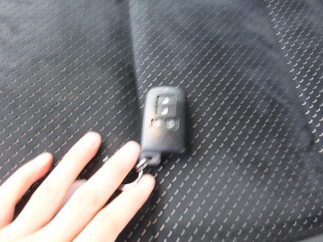 ヴォクシー ハイブリッドZS 煌III 8インチナビ バックカメラ フルセグTV LEDヘッドライト スマートキー プッシュスタート トヨタセーフティセンス 両側パワースライドドア ETC ハーフレザーシート シートヒーター クルコン(22枚目)