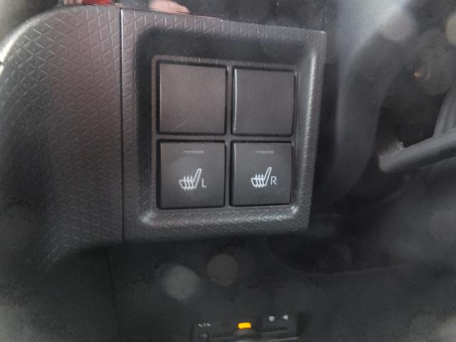 タント カスタムＲＳ　純正９インチナビ　全方位カメラ　衝突軽減装置　フルセグ　スマートアシスト　両側パワースライドドア　ハーフレザーシート　パーキングアシスト　クルコン　ＬＥＤヘッド　シートヒーター　ＵＳＢジャック（48枚目）