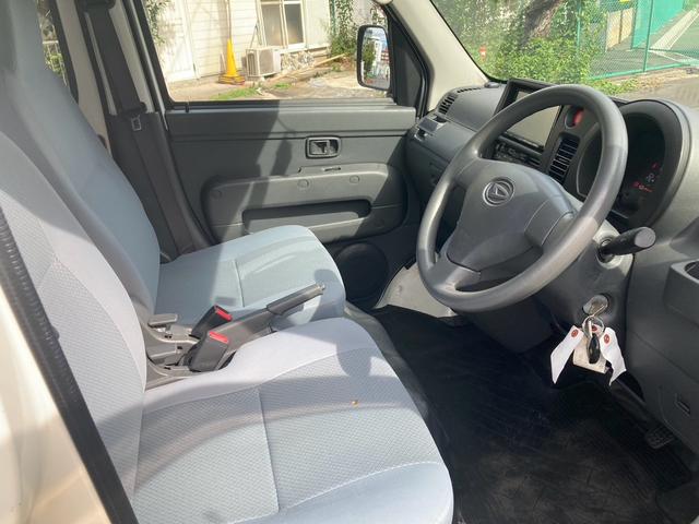 ハイゼットカーゴ ＤＸ　ＳＤナビゲーション　バックカメラ　キーレス（13枚目）