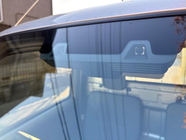 キャリイトラック KCエアコン・パワステ セーフティサポート装着(デュアルカメラブレーキサポート ・誤発進抑制機能 ・ブレーキ制御付後方誤発進抑制機能・車線逸脱警報機能・ふらつき警報機能 ・先行車発進お知らせ機能 ・ハイビームアシスト)4WD(3枚目)