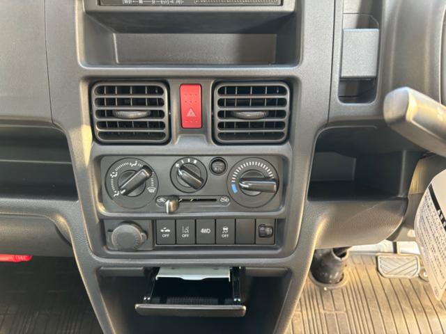 キャリイトラック KCエアコン・パワステ セーフティサポート装着(デュアルカメラブレーキサポート ・誤発進抑制機能 ・ブレーキ制御付後方誤発進抑制機能・車線逸脱警報機能・ふらつき警報機能 ・先行車発進お知らせ機能 ・ハイビームアシスト)4WD(15枚目)
