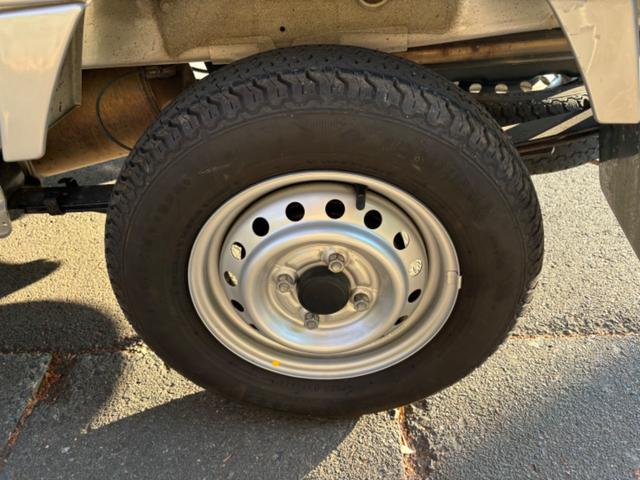 キャリイトラック KCエアコン・パワステ セーフティサポート装着(デュアルカメラブレーキサポート ・誤発進抑制機能 ・ブレーキ制御付後方誤発進抑制機能・車線逸脱警報機能・ふらつき警報機能 ・先行車発進お知らせ機能 ・ハイビームアシスト)4WD(20枚目)