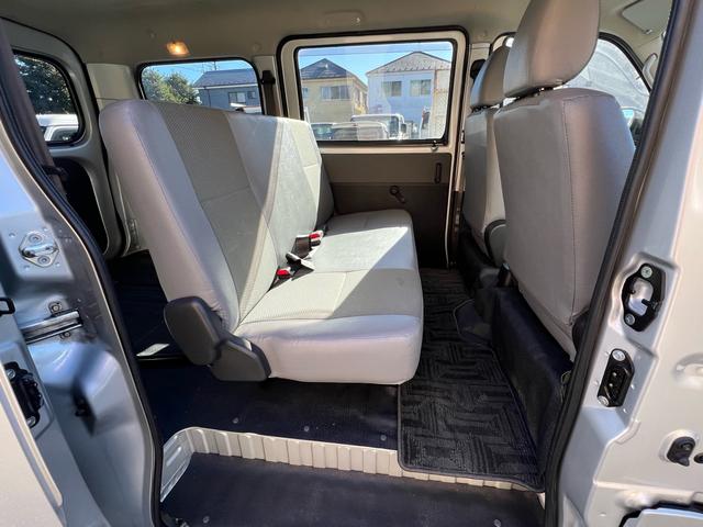 タウンエースバン 　ＧＬ　純正ナビ　ＴＶ　バックカメラ　ＥＴＣ　キーレス　ドライブレコーダー　５人乗り　アイドリングストップ　セーフティ－センス（20枚目）