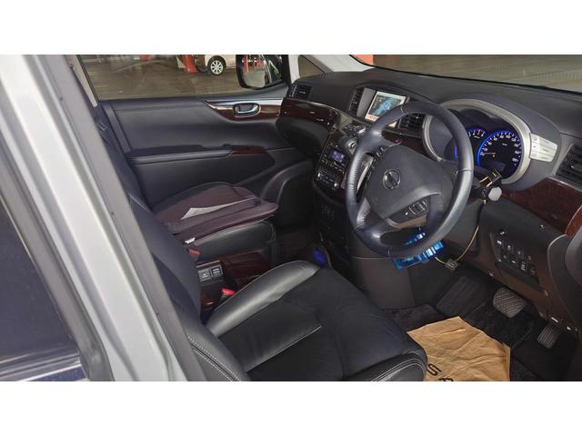 エルグランド ＶＩＰ（10枚目）