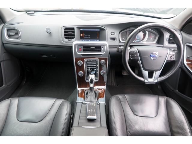V60 T4 2024年製ピレリタイヤ 皮シート シートヒーター Bluetooth ナビ 地デジ バックモニター ETC(4枚目)