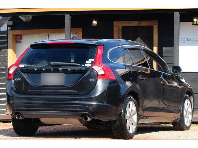 V60 T4 2024年製ピレリタイヤ 皮シート シートヒーター Bluetooth ナビ 地デジ バックモニター ETC(9枚目)
