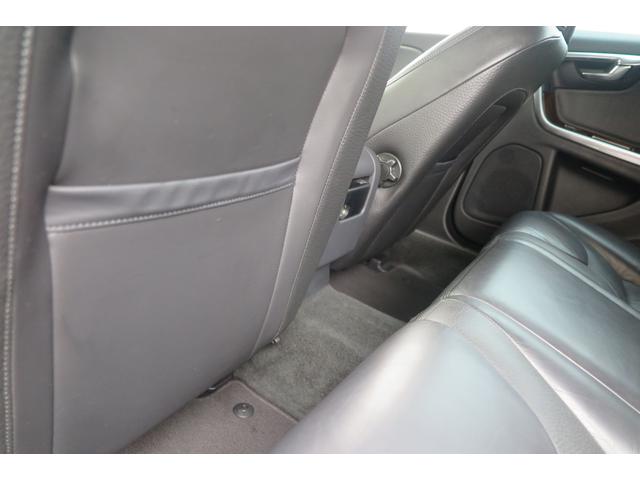 V60 T4 2024年製ピレリタイヤ 皮シート シートヒーター Bluetooth ナビ 地デジ バックモニター ETC(40枚目)