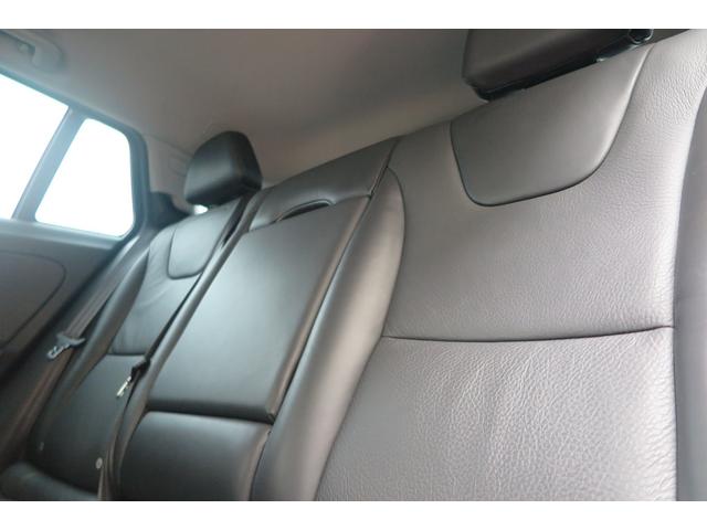 V60 T4 2024年製ピレリタイヤ 皮シート シートヒーター Bluetooth ナビ 地デジ バックモニター ETC(41枚目)